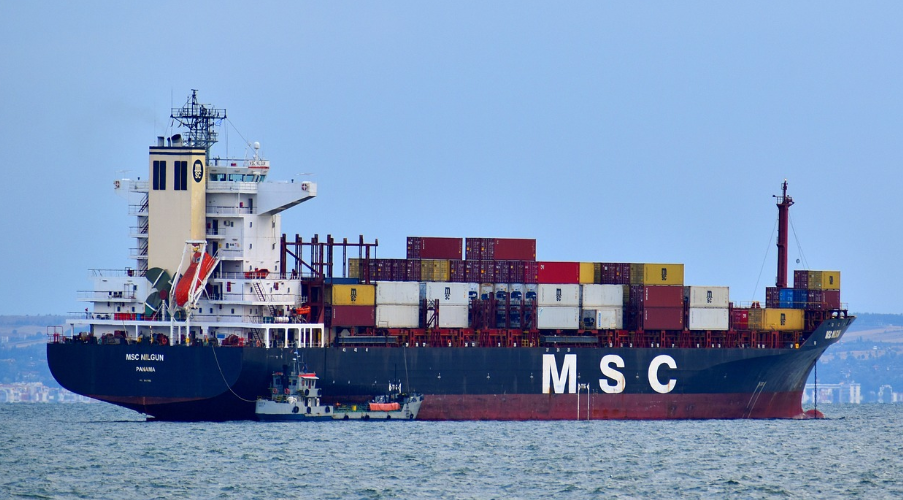 航运巨头MSC宣布：停航！