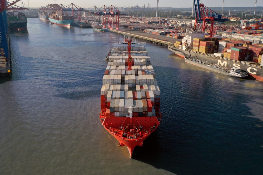 出口注意！4月1日起，该国购汇额度减半！海关严打低报！